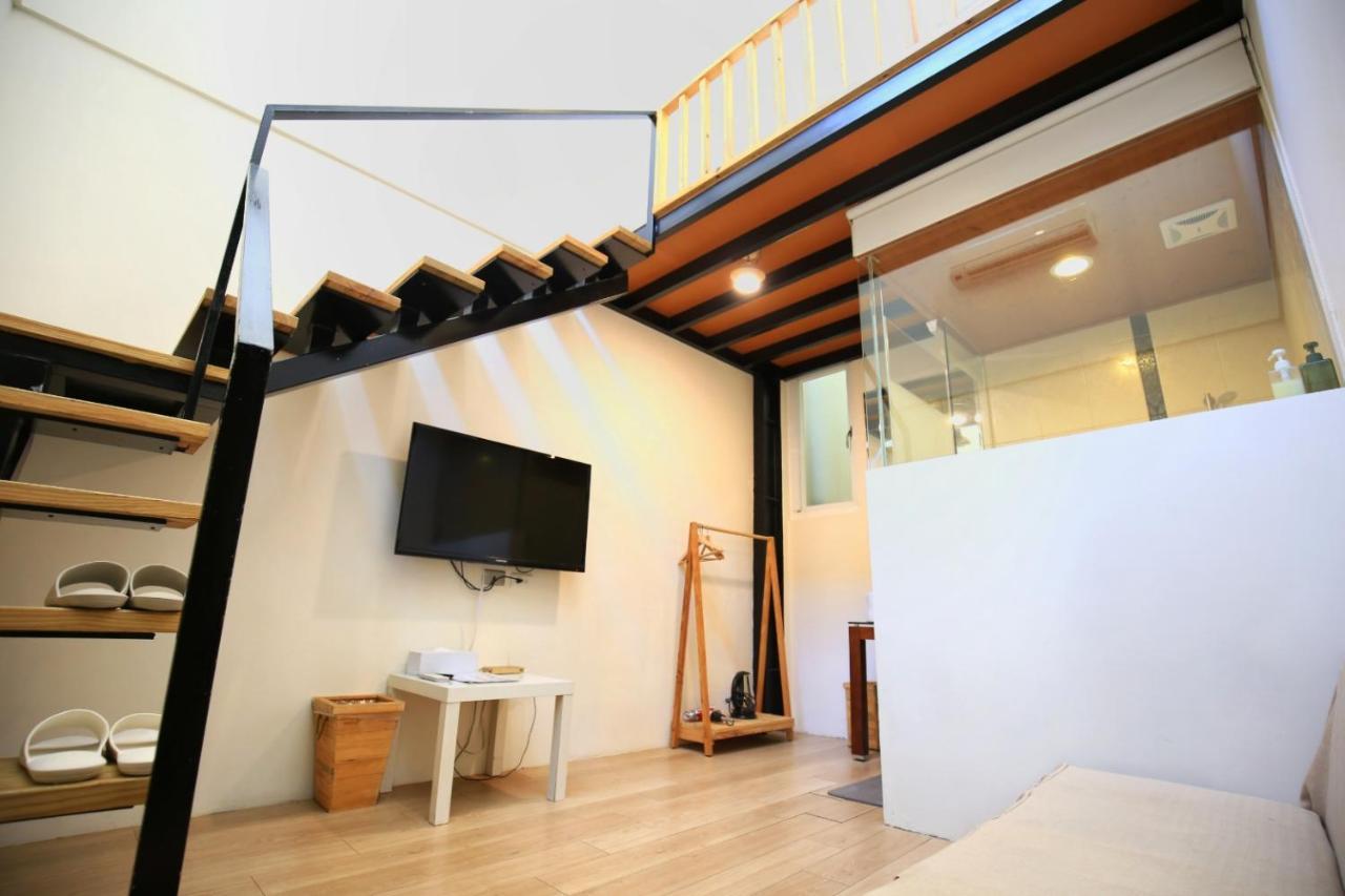 Windhouse B&B Tainan Extérieur photo